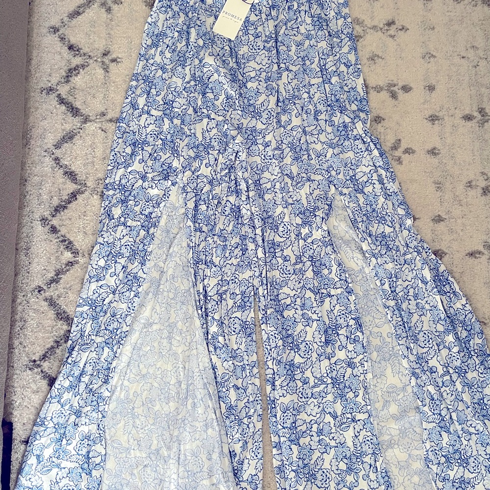 BRAND NEW Rome front slit pants